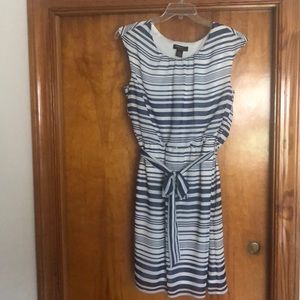 Women’s Sleeveless Dress